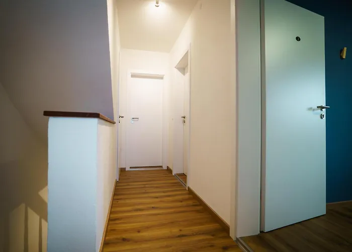 Doppelzimmer 2 - Neu Renoviert *